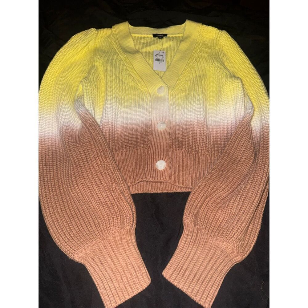 Net Express cropped sweater size medium